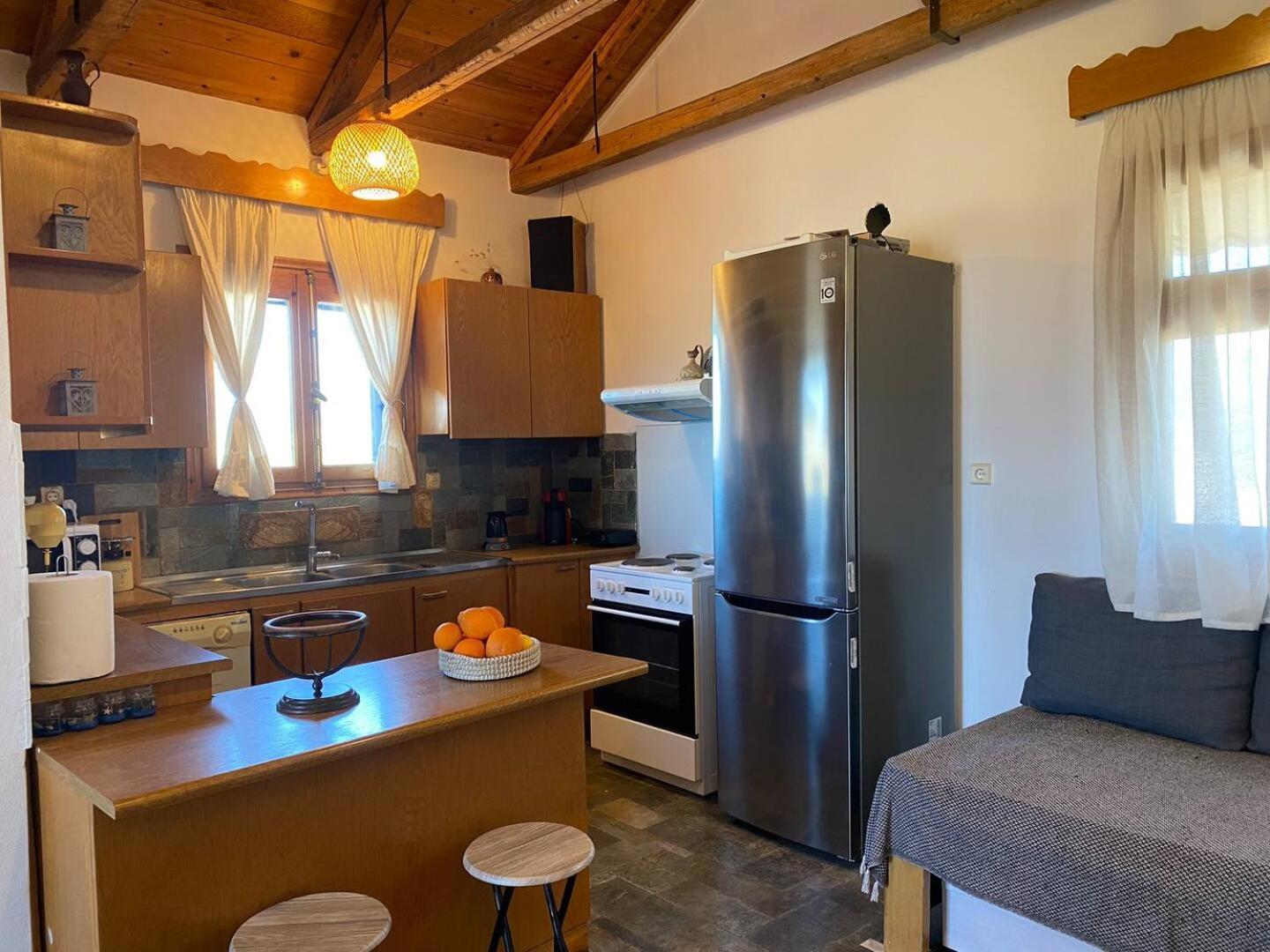 Nikita'S Apartment, With Seaview Kalamaki  Exterior photo