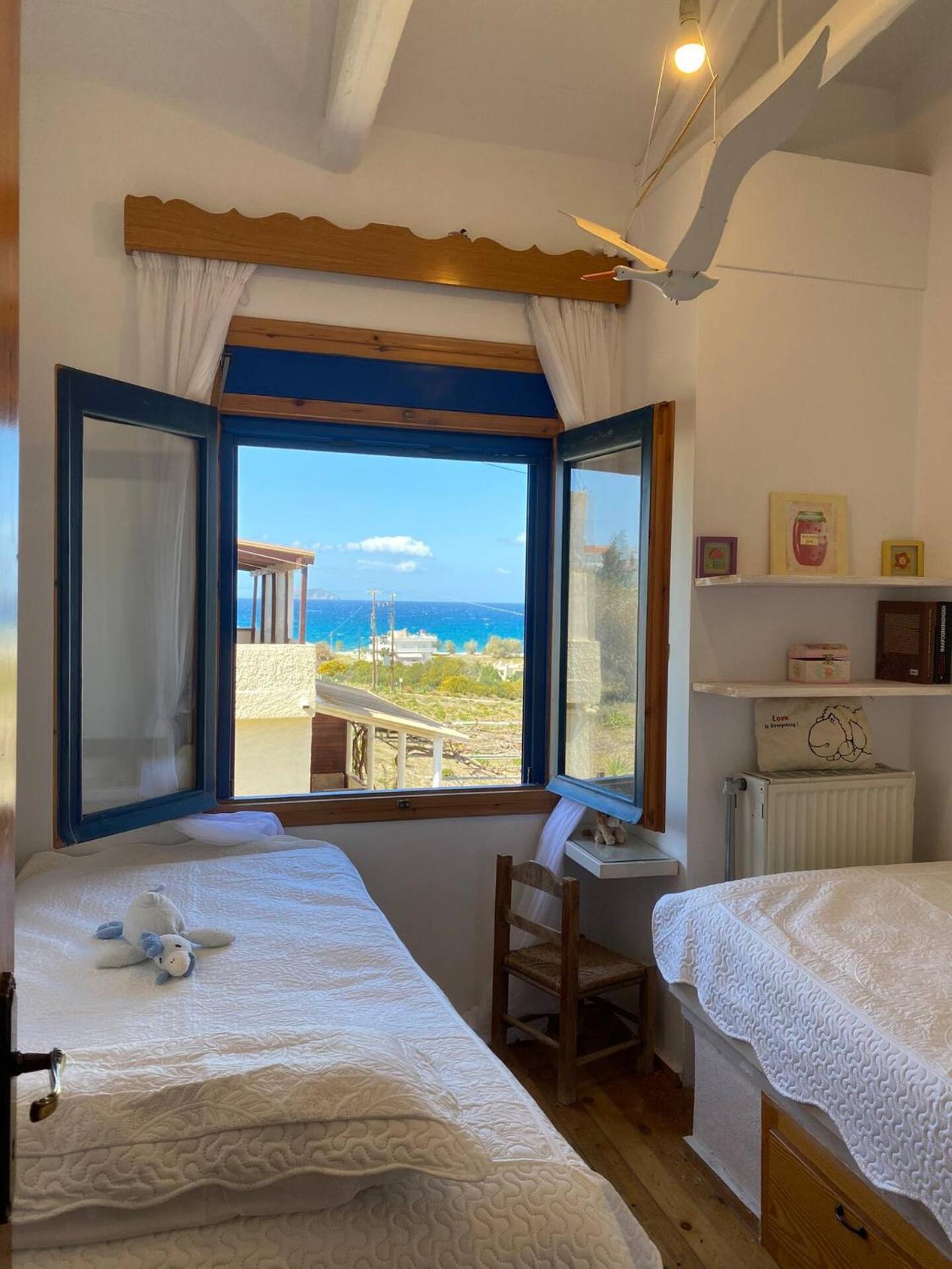 Nikita'S Apartment, With Seaview Kalamaki  Exterior photo